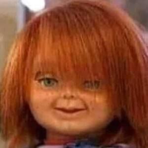 Meet your Posher, Roxana